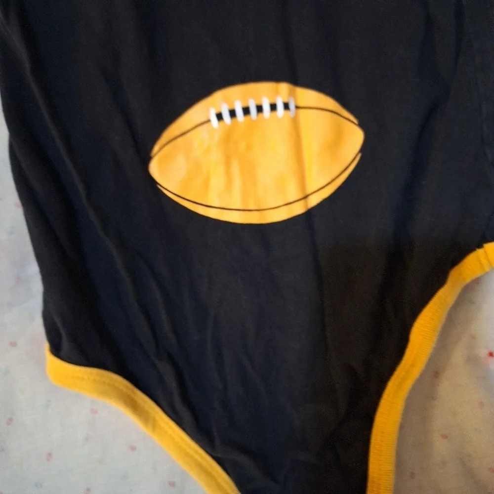 NFL Pittsburgh Steelers Baby Onesie Black and Yellow 18 Months